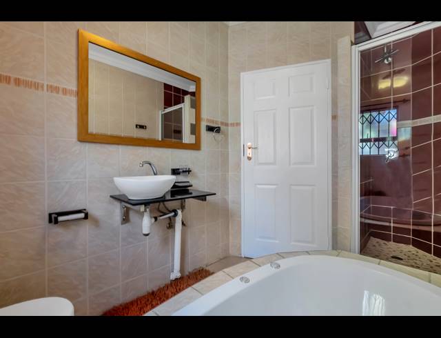 4 BEDROOM CLUSTER FOR SALE IN FERNDALE